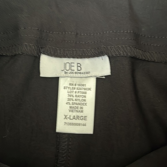 BRAND NEW Joe Benbasset Stretchy Black Pencil Skirt with Shallow Zipper Pockets - Picture 3 of 4